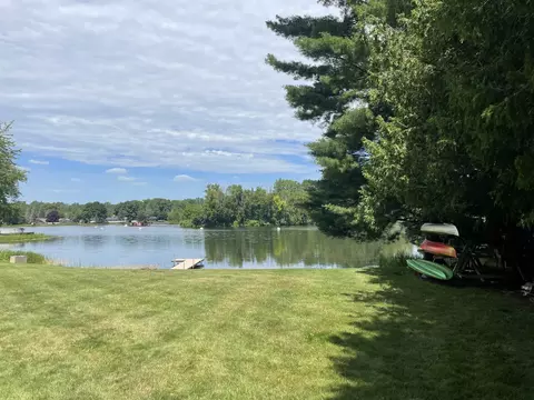 Exterior - 701 Forest, Clare, MI 48617 photo 5 of 11
