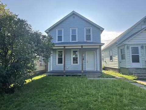 405 S 12th, Escanaba, MI 49829