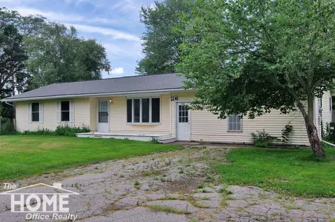440 S Ovid, Elsie, MI 48831