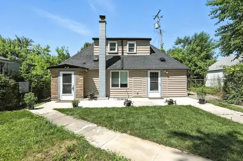 24591 Valley Ave, Eastpointe, MI 48021