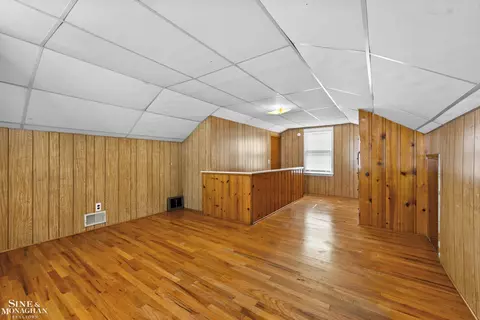 2106 Brys, Grosse Pointe Woods, MI 48236 photo 25