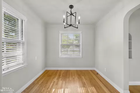 2106 Brys, Grosse Pointe Woods, MI 48236 photo 10