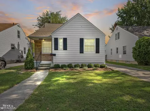 2106 Brys, Grosse Pointe Woods, MI 48236 photo 37