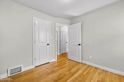 2106 Brys, Grosse Pointe Woods, MI 48236 photo 19