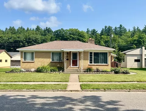 709 Maas #2, Negaunee, MI 49866
