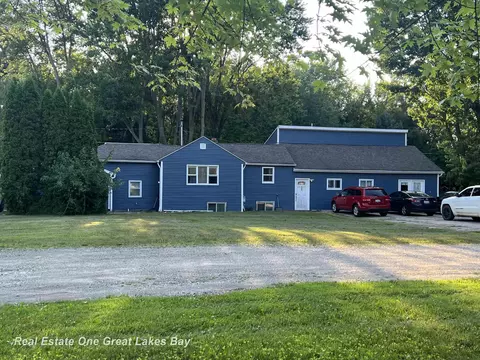 1205 N Miller, Saginaw, MI 48609
