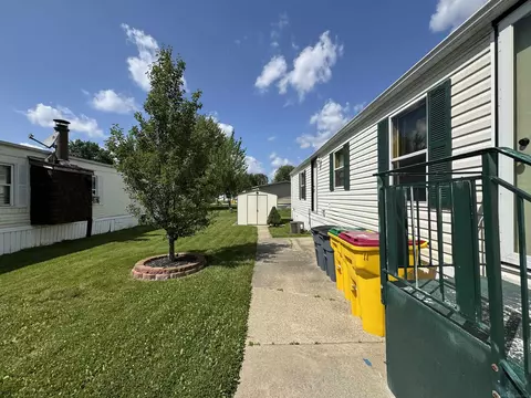 29991 Charleston, Chesterfield, MI 48051