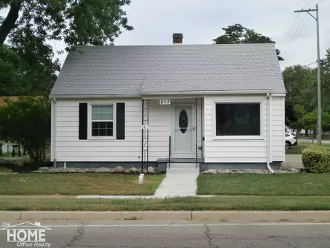802 W Stewart, Owosso, MI 48867