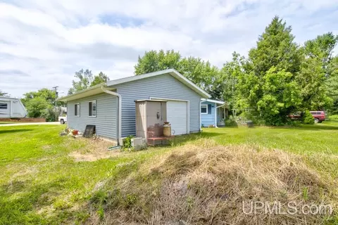 Exterior - W888 Robert, Stephenson, MI 49887 photo 2 of 6