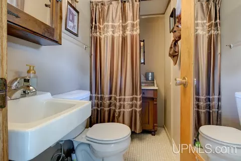 Bath - W888 Robert, Stephenson, MI 49887 photo 1 of 2
