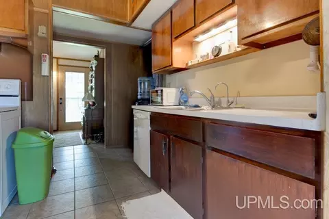 Kitchen - W888 Robert, Stephenson, MI 49887 photo 2 of 3