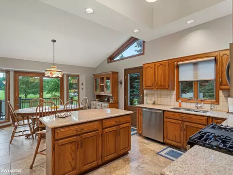 Kitchen - 22455 Irwin, Armada, MI 48005 photo 2 of 4