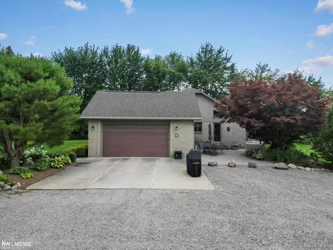 Exterior - 22455 Irwin, Armada, MI 48005 photo 7 of 14