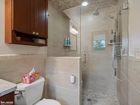 Bath - 22455 Irwin, Armada, MI 48005 photo 2 of 5