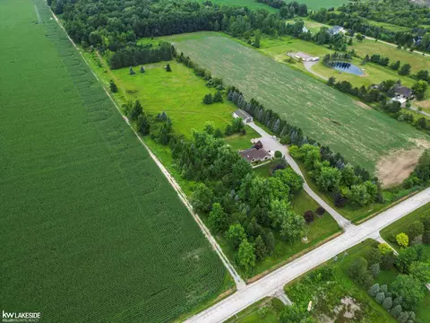 View/Area - 22455 Irwin, Armada, MI 48005 photo 5 of 10