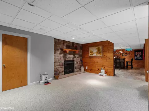 Living - 22455 Irwin, Armada, MI 48005 photo 3 of 3