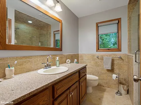 Bath - 22455 Irwin, Armada, MI 48005 photo 3 of 5