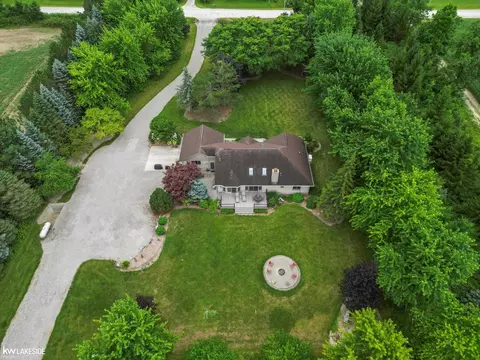 View/Area - 22455 Irwin, Armada, MI 48005 photo 3 of 10