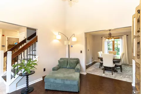Entry Way - 6753 Lockmill, Temperance, MI 48182 photo 4 of 5