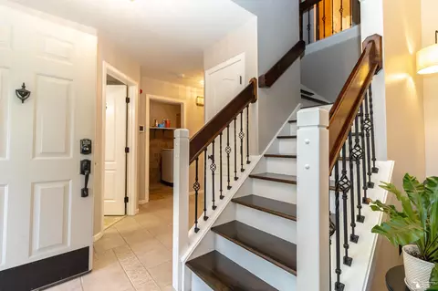 Entry Way - 6753 Lockmill, Temperance, MI 48182 photo 1 of 5