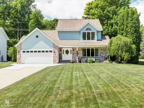 3945 State Rd, Fort Gratiot, MI 48059