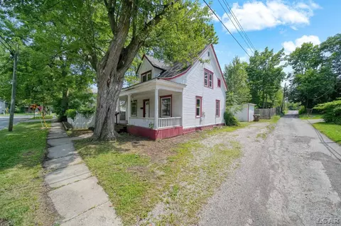 Other - 224 Berry, Adrian, MI 49221 photo 8 of 10