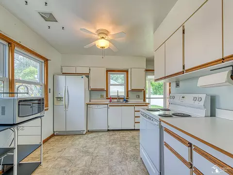 Kitchen - 415 E Noble, Monroe, MI 48162 photo 4 of 4