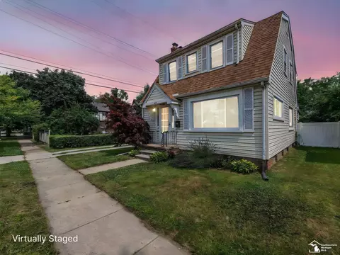 Exterior - 415 E Noble, Monroe, MI 48162 photo 2 of 7