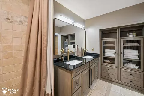 Bath - 7236 Lapeer, Davison, MI 48423 photo 3 of 3