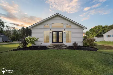 7236 Lapeer, Davison, MI 48423