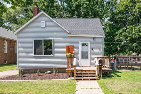 615 Mill, Midland, MI 48640
