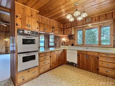 19055 Fish Hawk Lk Rd, Watersmeet, MI 49969 photo 36