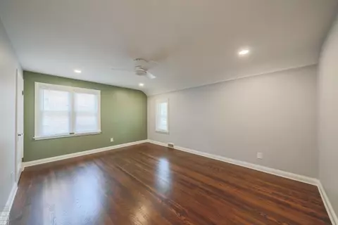 Bedroom - 331 Mckinley, Grosse Pointe Farms, MI 48236 photo 2 of 3