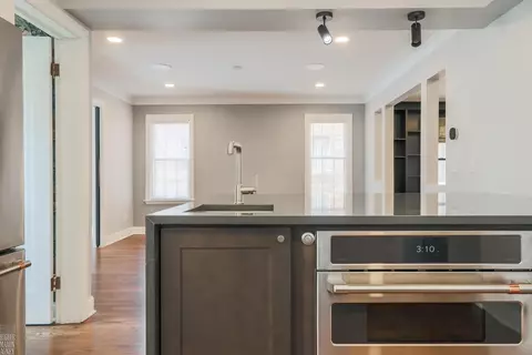 Kitchen - 331 Mckinley, Grosse Pointe Farms, MI 48236 photo 7 of 8