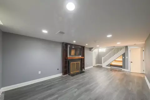 Living - 331 Mckinley, Grosse Pointe Farms, MI 48236 photo 8 of 9