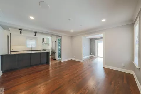 Living - 331 Mckinley, Grosse Pointe Farms, MI 48236 photo 2 of 9