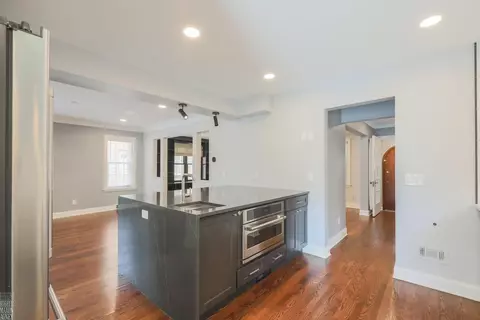 Kitchen - 331 Mckinley, Grosse Pointe Farms, MI 48236 photo 5 of 8