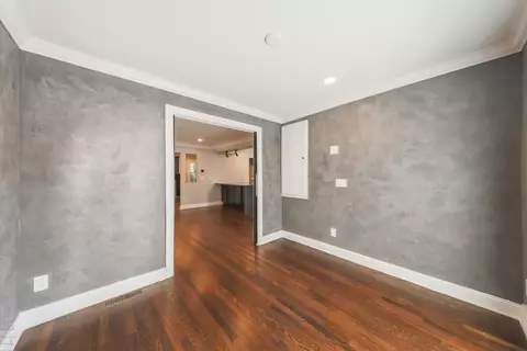 Living - 331 Mckinley, Grosse Pointe Farms, MI 48236 photo 4 of 9