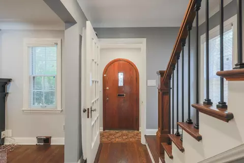 Entry Way - 331 Mckinley, Grosse Pointe Farms, MI 48236 photo 2 of 3