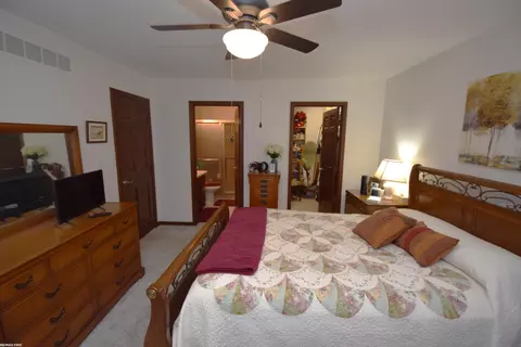 Bedroom - 321 Heritage #13, Algonac, MI 48001 photo 3 of 5