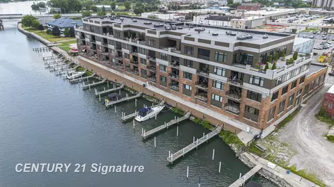 1111 N Water #403, Bay City, MI 48708