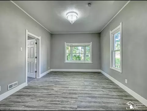 Living - 1461 W Temperance, Temperance, MI 48182 photo 5 of 6