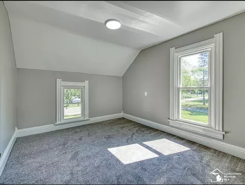 Bedroom - 1461 W Temperance, Temperance, MI 48182 photo 8 of 9