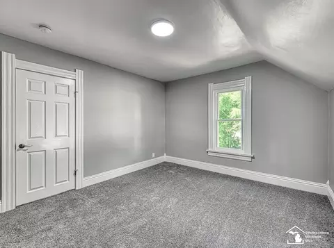 Bedroom - 1461 W Temperance, Temperance, MI 48182 photo 4 of 9