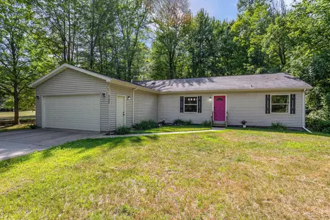 4106 S Wise, Shepherd, MI 48883 photo 2