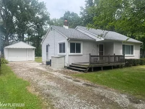 924 Golfview, Algonac, MI 48001 photo 16