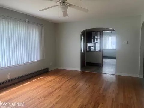 924 Golfview, Algonac, MI 48001 photo 2