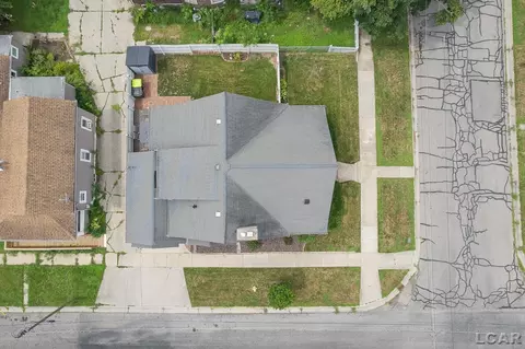 View/Area - 226 E Butler, Adrian, MI 49221 photo 1 of 11