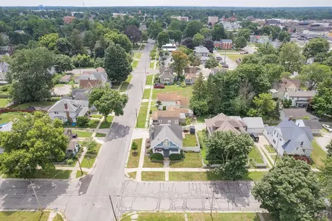 View/Area - 226 E Butler, Adrian, MI 49221 photo 3 of 11