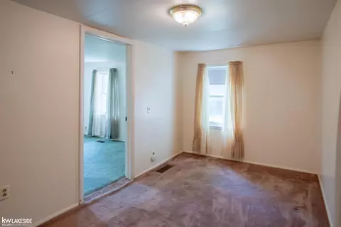 Bedroom - 22545 Pratt, Armada, MI 48005 photo 2 of 3